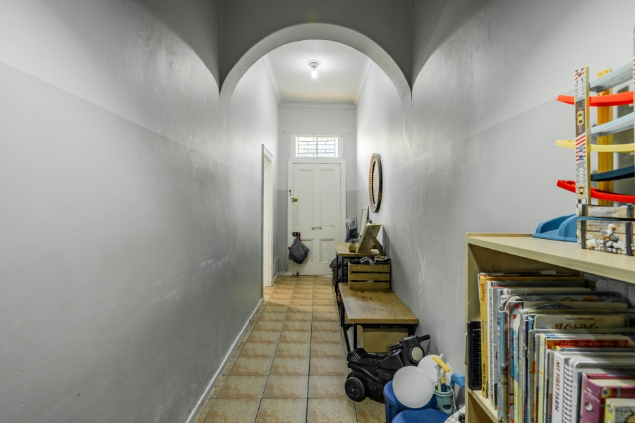 6 Bedroom Property for Sale in Woodstock Western Cape